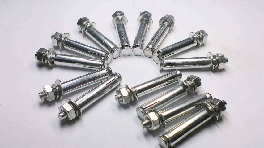 拡張ボルトの取り付けと取り外しに関する完全ガイド